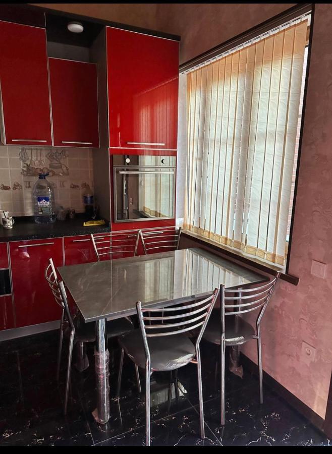 Palm Hostel Tashkent Bagian luar foto