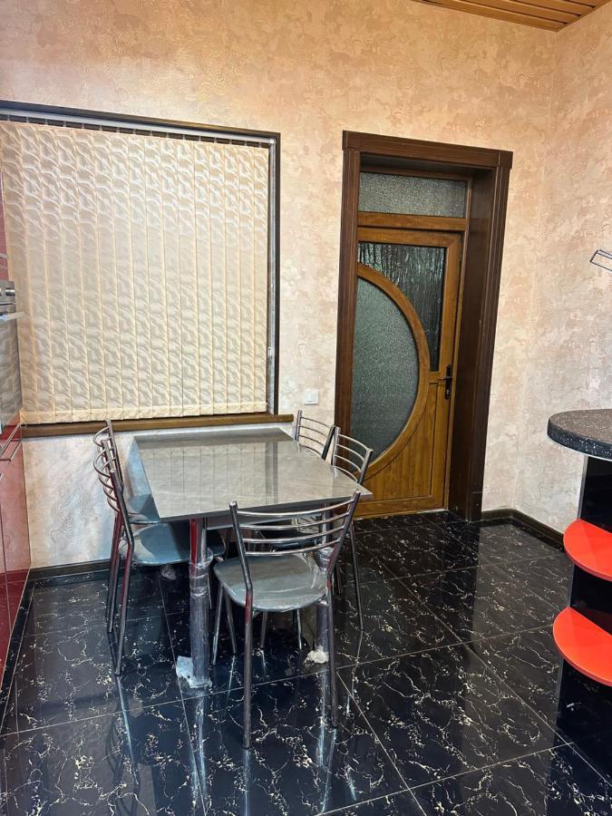 Palm Hostel Tashkent Bagian luar foto